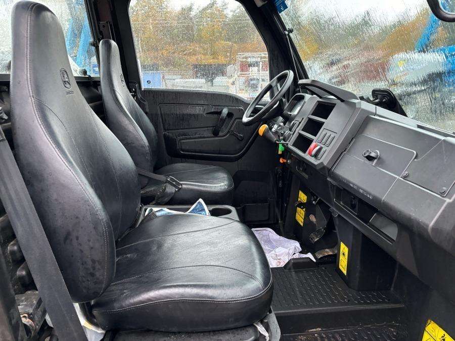 2021 John Deere Gator XUV865M UTV - Image 42