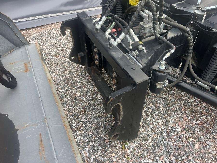 2023 Kramer 8085 Wheel loader Plow equipped - Image 43