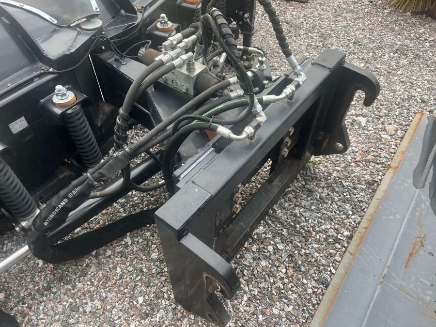 2023 Kramer 8085 Wheel loader Plow equipped - Image 44