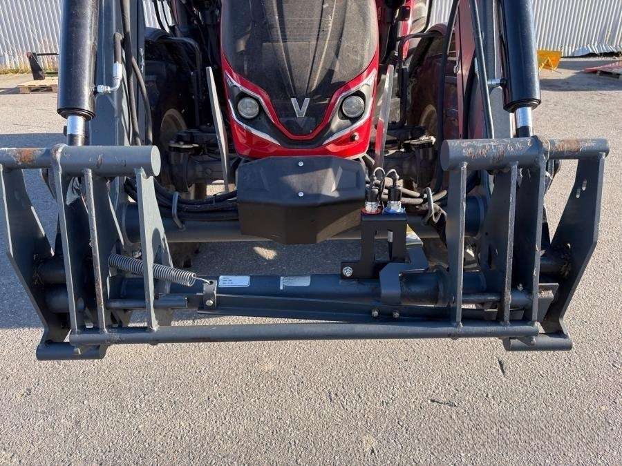 2021 Valtra A75 Tractor with loader - Image 44
