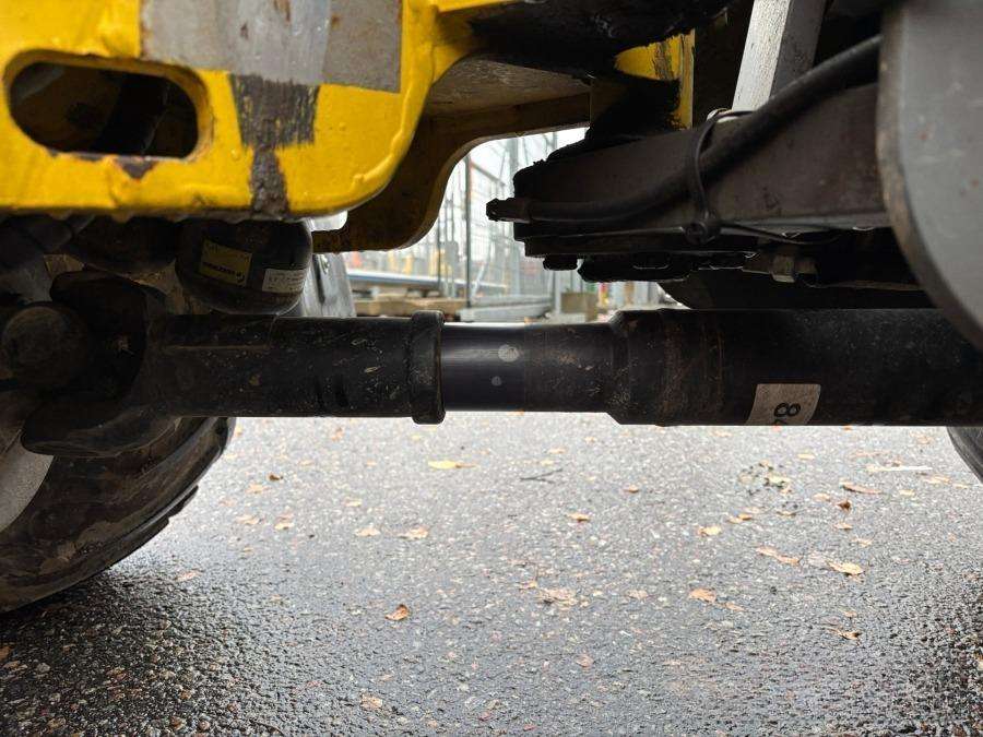 2016 Wacker Neuson WL25 Loader with bucket and forks - Image 45