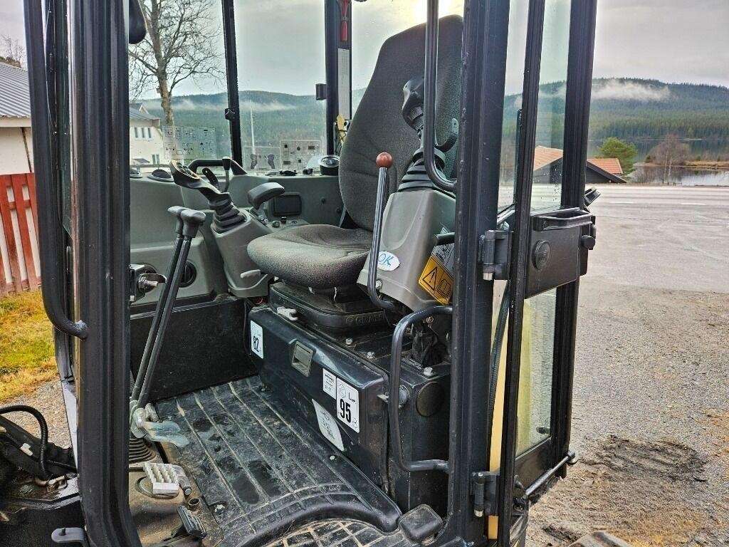 2015 Yanmar VIO38-U Excavator - Image 46