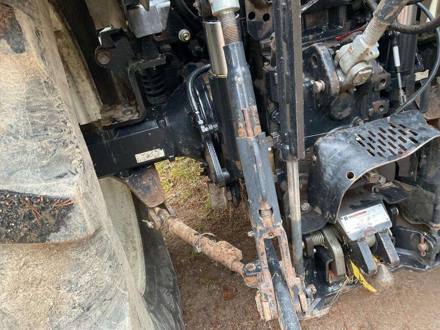 2012 New Holland T6070 Elite Tractor with loader - Image 50