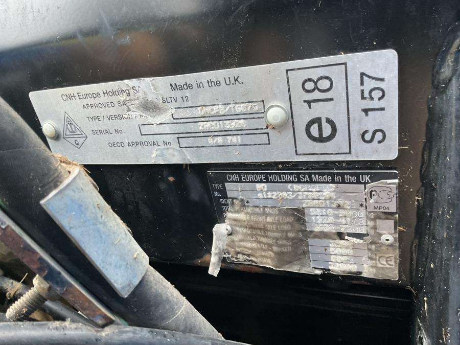 2012 New Holland T6070 Elite Tractor with loader - Image 53