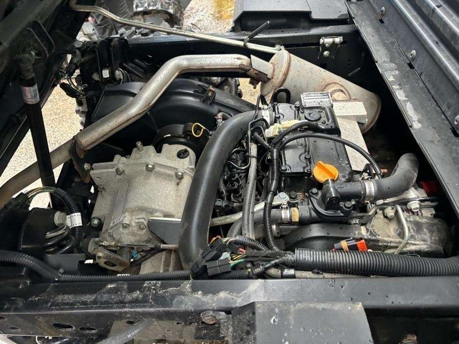 2021 John Deere Gator XUV865M UTV - Image 53