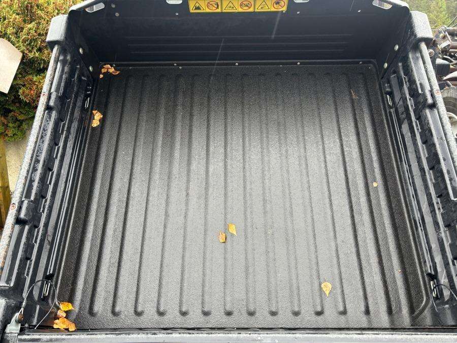 2021 John Deere Gator XUV865M UTV - Image 54