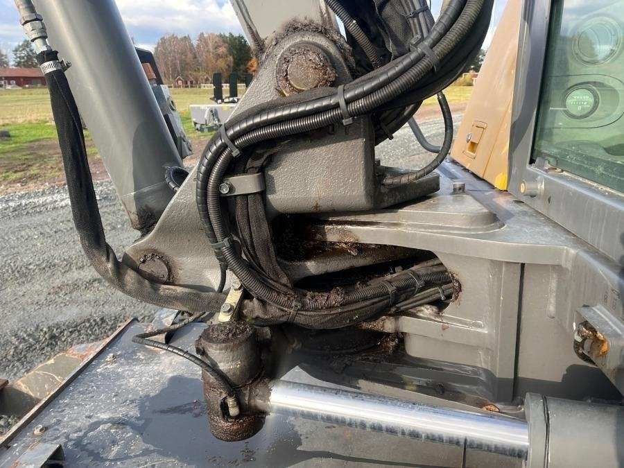 2016 Volvo EW60E Excavator - Image 59