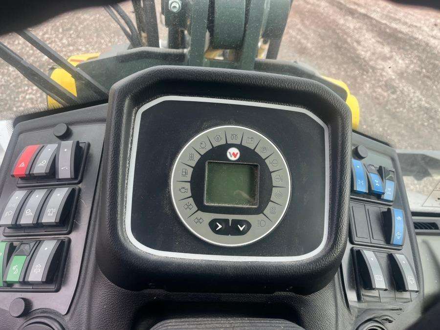 2023 Kramer 8085 Wheel loader Plow equipped - Image 7