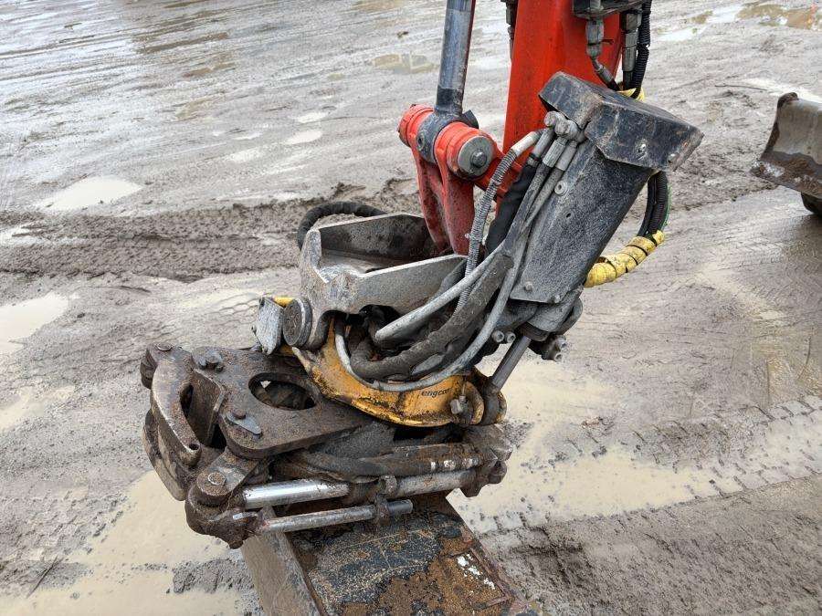 2019 Kubota U27-4 HI Excavator with trailer - Image 64