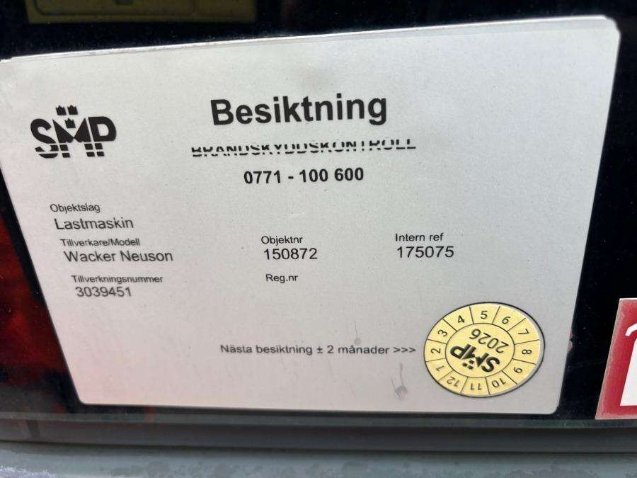 2016 Wacker Neuson WL25 Loader with bucket and forks - Image 65