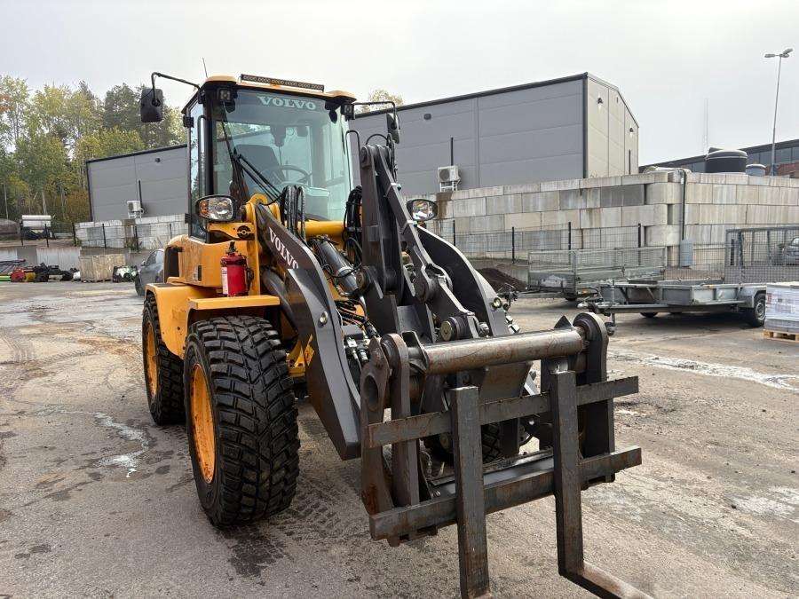 2017 Volvo L35G Loader - Image 8