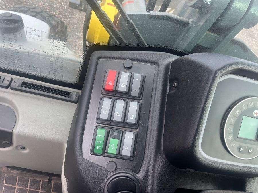 2023 Kramer 8085 Wheel loader Plow equipped - Image 8