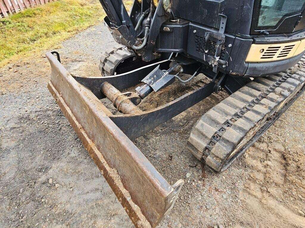 2015 Yanmar VIO38-U Excavator - Image 8