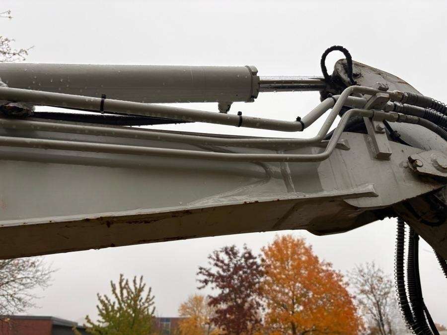 2021 Takeuchi TB 230 Excavator with rototilt & attachments - Image 75