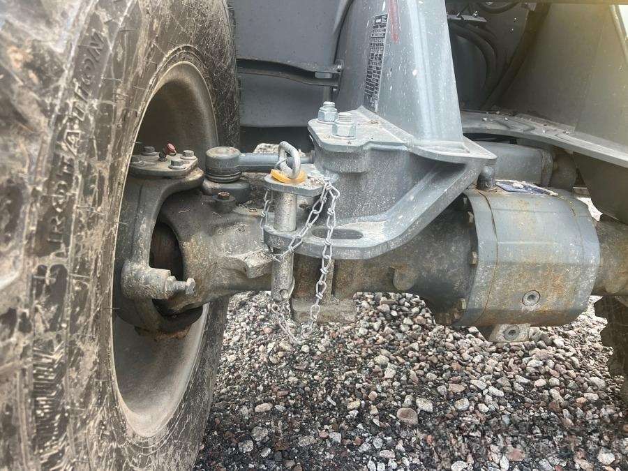 2023 Kramer 8085 Wheel loader Plow equipped - Image 76