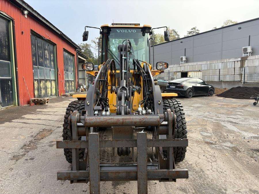 2017 Volvo L35G Loader - Image 9