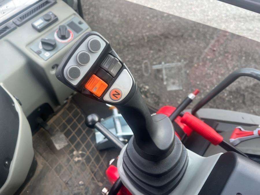 2023 Kramer 8085 Wheel loader Plow equipped - Image 9