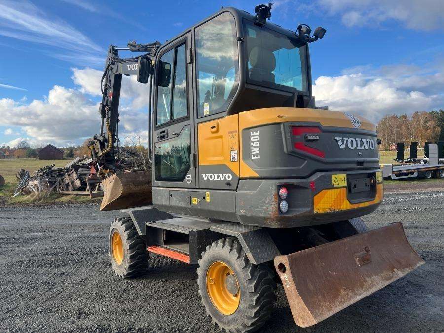 2016 Volvo EW60E Excavator - Image 9