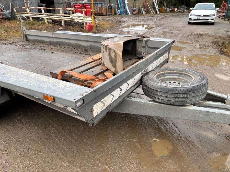 2019 Kubota U27-4 HI Excavator with trailer - Image 89