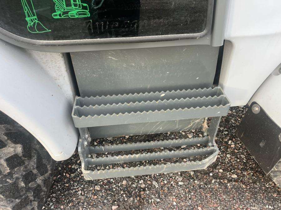 2023 Kramer 8085 Wheel loader Plow equipped - Image 94