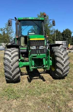 2000 John Deere 6910 Tractor