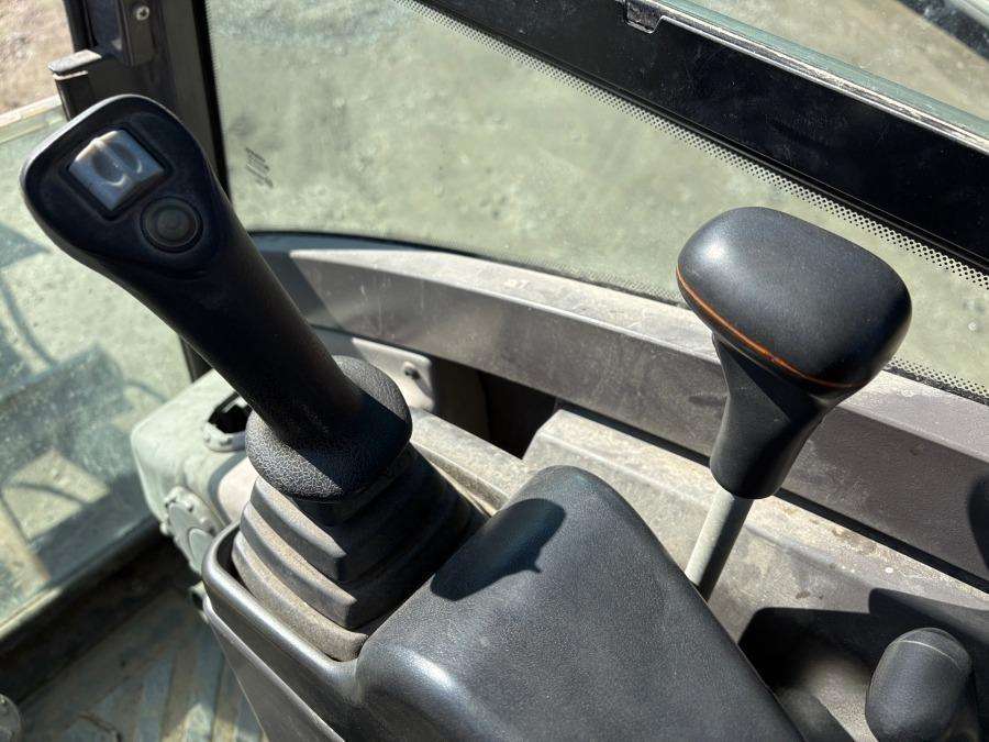 2015 Excavator Volvo EC18D Excavator - Image 20