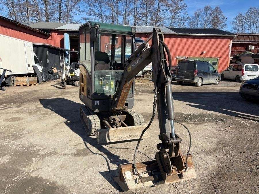 2015 Excavator Volvo EC18D Excavator - Image 29