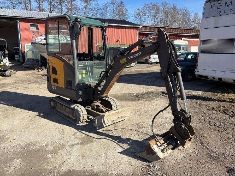 2015 Excavator Volvo EC18D Excavator